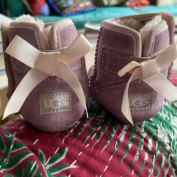 Baby Ugg’s💕 - Picture 2 of 8